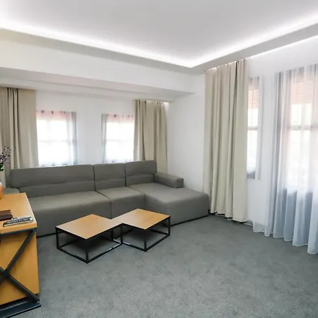 Glavatarski Hotel 3*